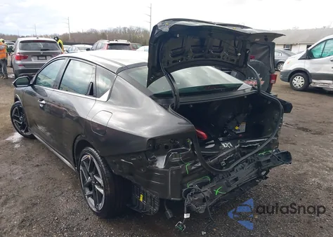 2025 Kia K4 Gt-Line z USA, uszkodzony, nr VIN 3KPFW4DEXSE178918